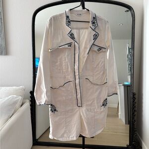 DRIFTWOOD Sweet Embroidered romper